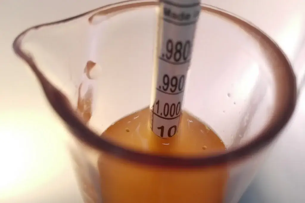 Door het meten van de SG kun je het alcoholpercentage berekenen