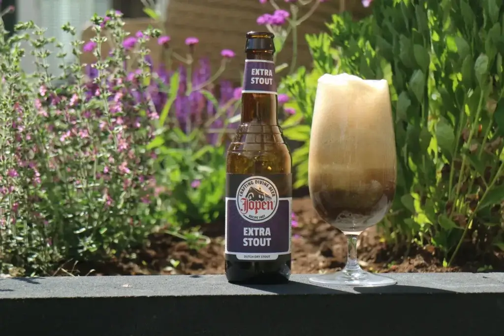 De beer float gemaakt met Jopen Extra Stout