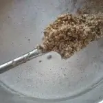 Schepje mout tijdens het maischen, zo ziet bierbostel er uit.